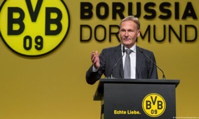 Borussia Dortmund stellt neuen Sportdirektor vor.