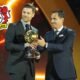 Glückwunsch: Alonso gab eine schockierende Erklärung, nachdem er den Preis für den besten Coach bei den KAFD Globe Soccer Awards erhalten hatte